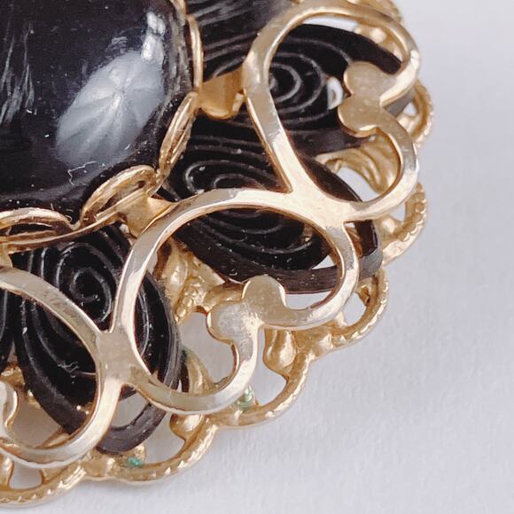 VTG Mid Century Clip On Earrings Gold Tone Filigree Black Cabochons 1950s - Picture 6 of 11